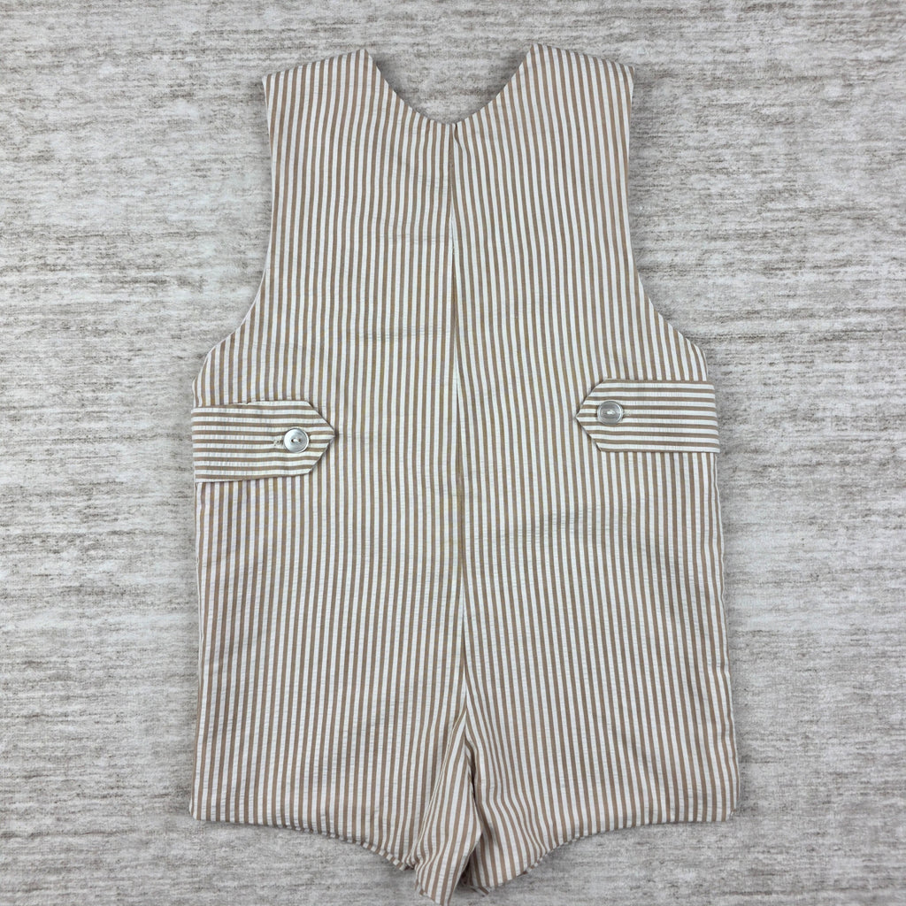 Shoulder button and white lining